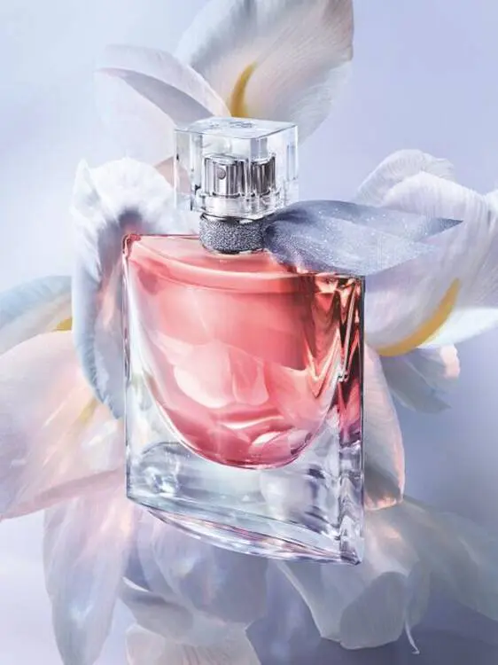 la-vie-est-belle-refillable-about-the-fragrance-benefits.webp